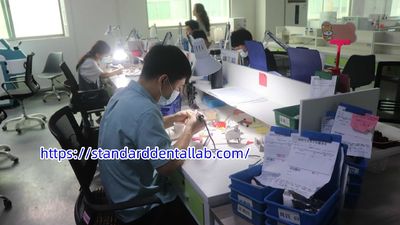 Standard Dental Lab Co., Limited productielijn van de fabrikant