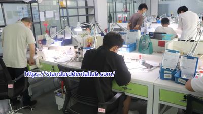 Standard Dental Lab Co., Limited productielijn van de fabrikant